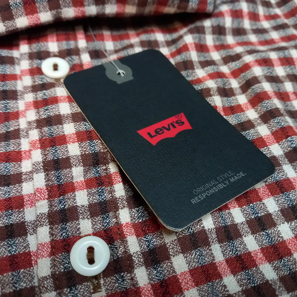 LEVIS BROWN/RED CHECKED MENS SHIRT - LARGE