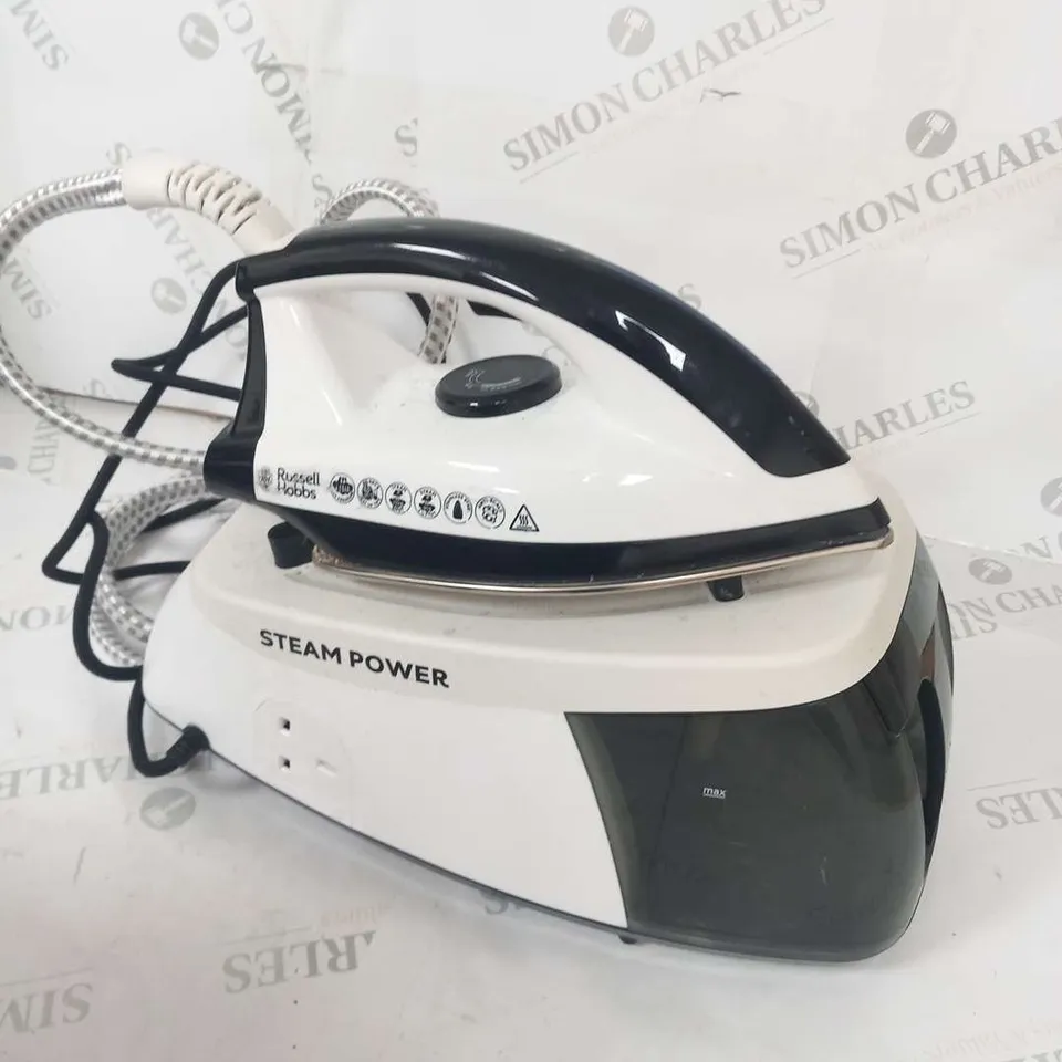 RUSSELL HOBBS 24420 STEM POWER IRON