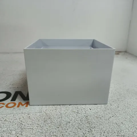 SET OF 7 WHITE NESTING STORAGE CUBES