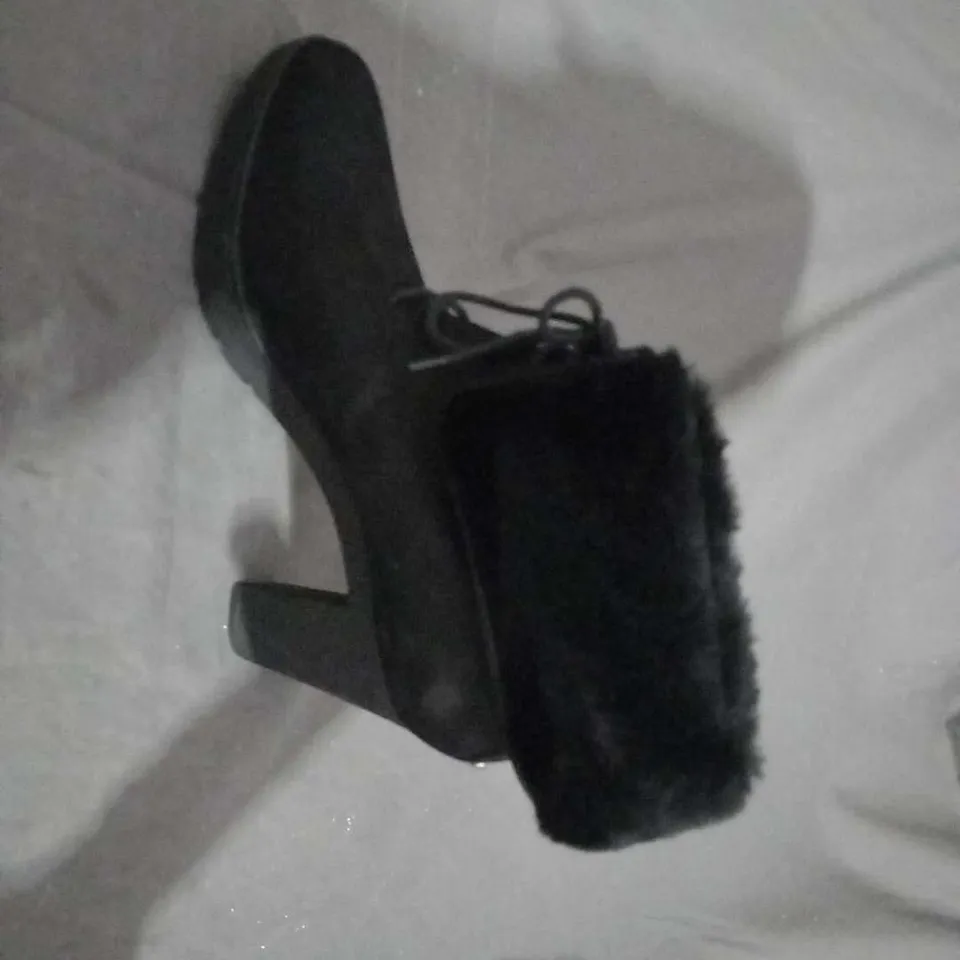 DESIGNER LK BENNETT BOOTS EU SIZE 40