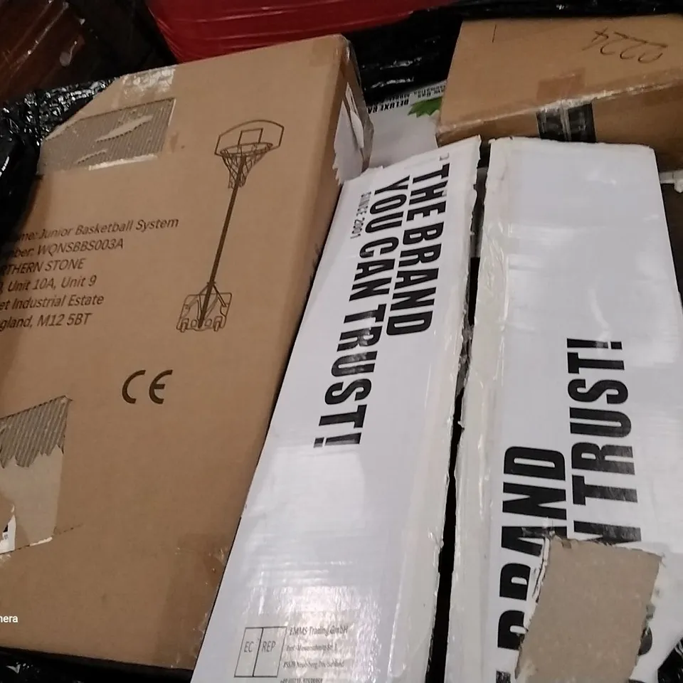 PALLET OF ASSORTED ITEMS INCLUDING JUNIOR BASKETBALL SYSTEM, REIGA CEILING FAN, VINTAGE TURNTABLE, MERBHOME COMPLETE CROCKERY STORAGE SET 