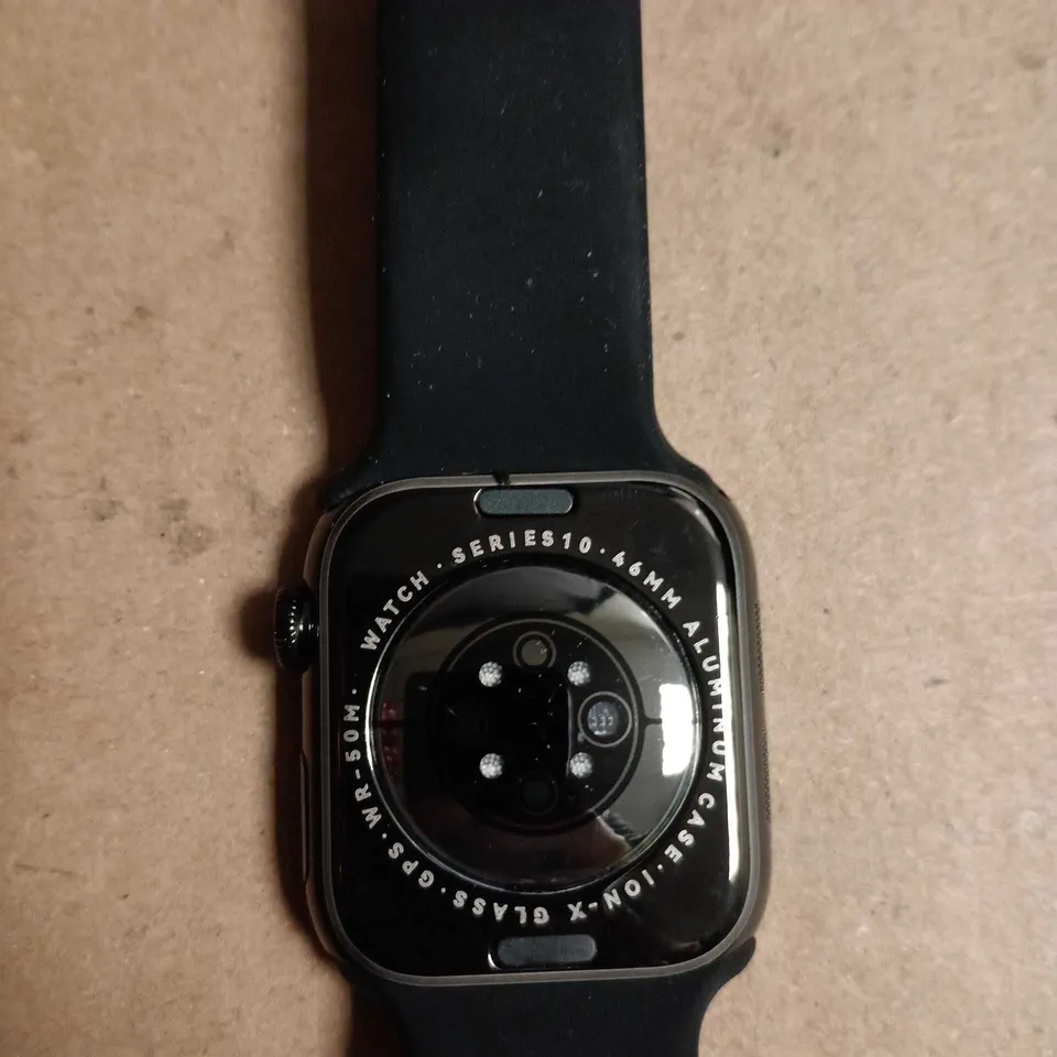 APPLE WATCH SERIES 9 44MM ALUMINIUM CASE WITH BLACK SPORT BAND