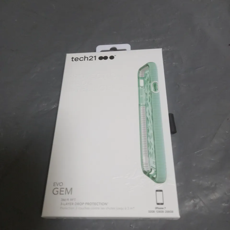 BOX OF APPROXIMATELY 100 TECH21 EVO GEM HARDSHELL PHONECASES