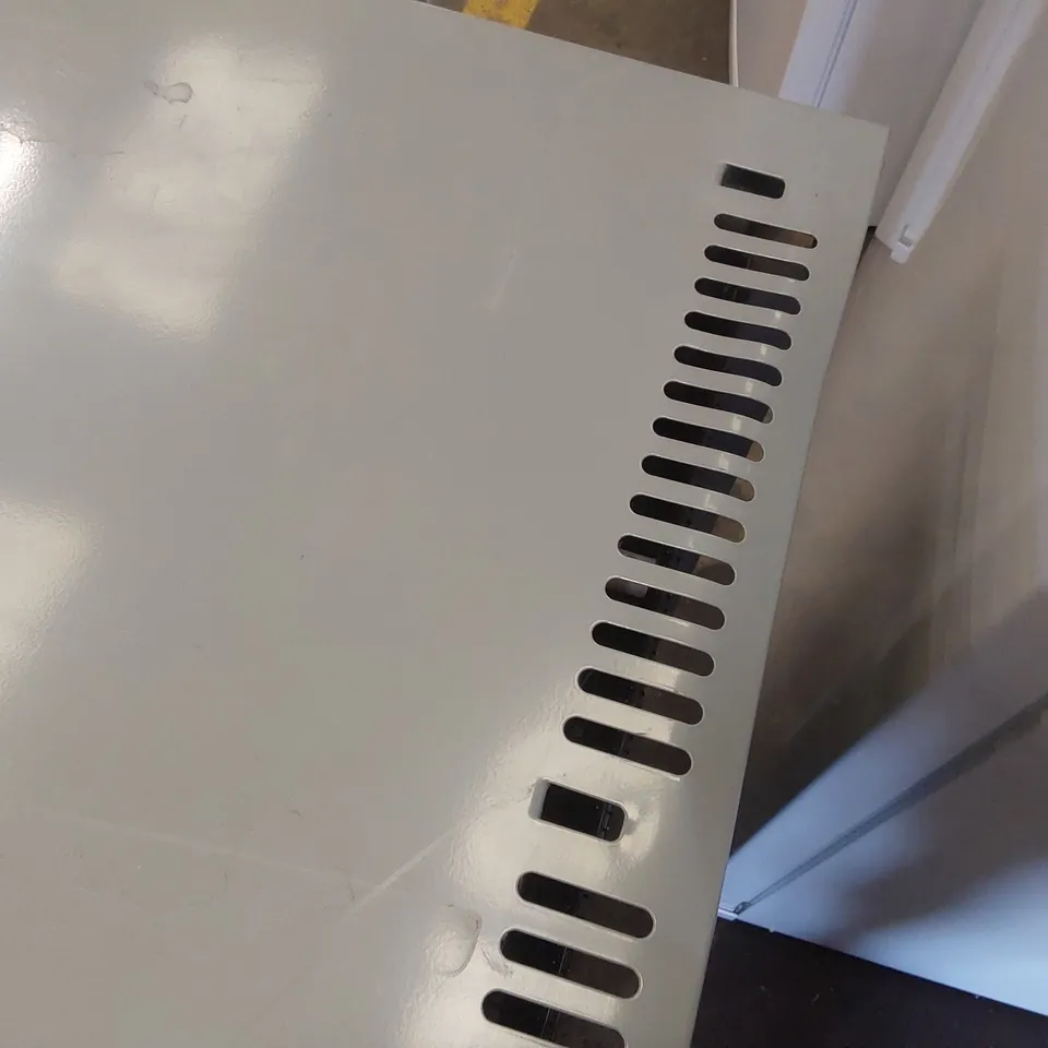 COOLMED CMLFZ115 115L SPARK-FREE SOLID DOOR UNDER-COUNTER LABORATORY FREEZER