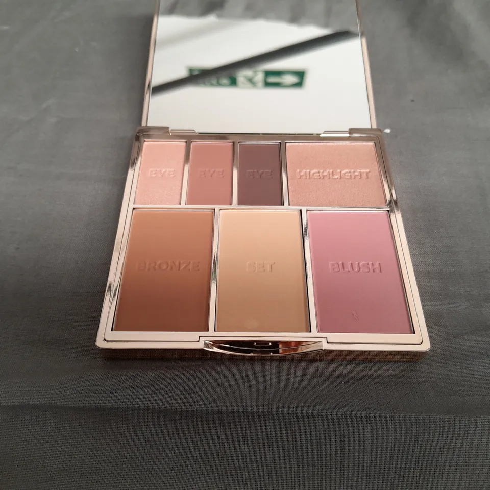 SCULPTED AIMEE CONNOLLY BARE BASICS PALETTE