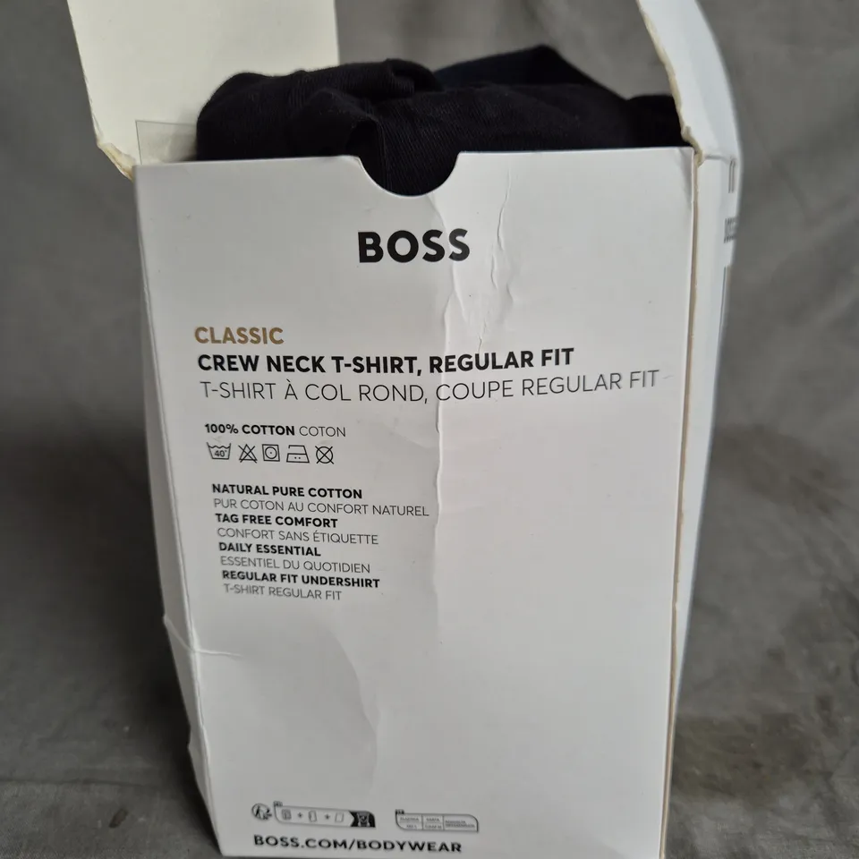 HUGO BOSS CLASSIC CREW NECK T‑SHIRT 3PACK – MEN'S REGULAR FIT, XL