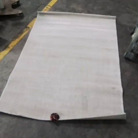 QUALITY DESIGNER AREA RUG - APPROXIMATELY 194X140