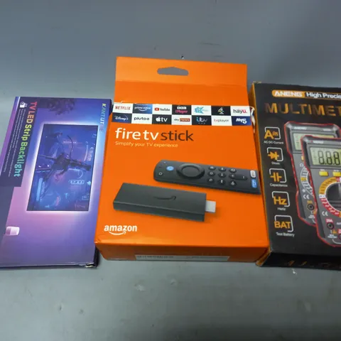 APPROXIMATELY 10 ASSORTED ELECTRICAL PRODUCTS TO INCLUDE FIRE STICK , MULTIMETER , LED LIGHTS , ETC