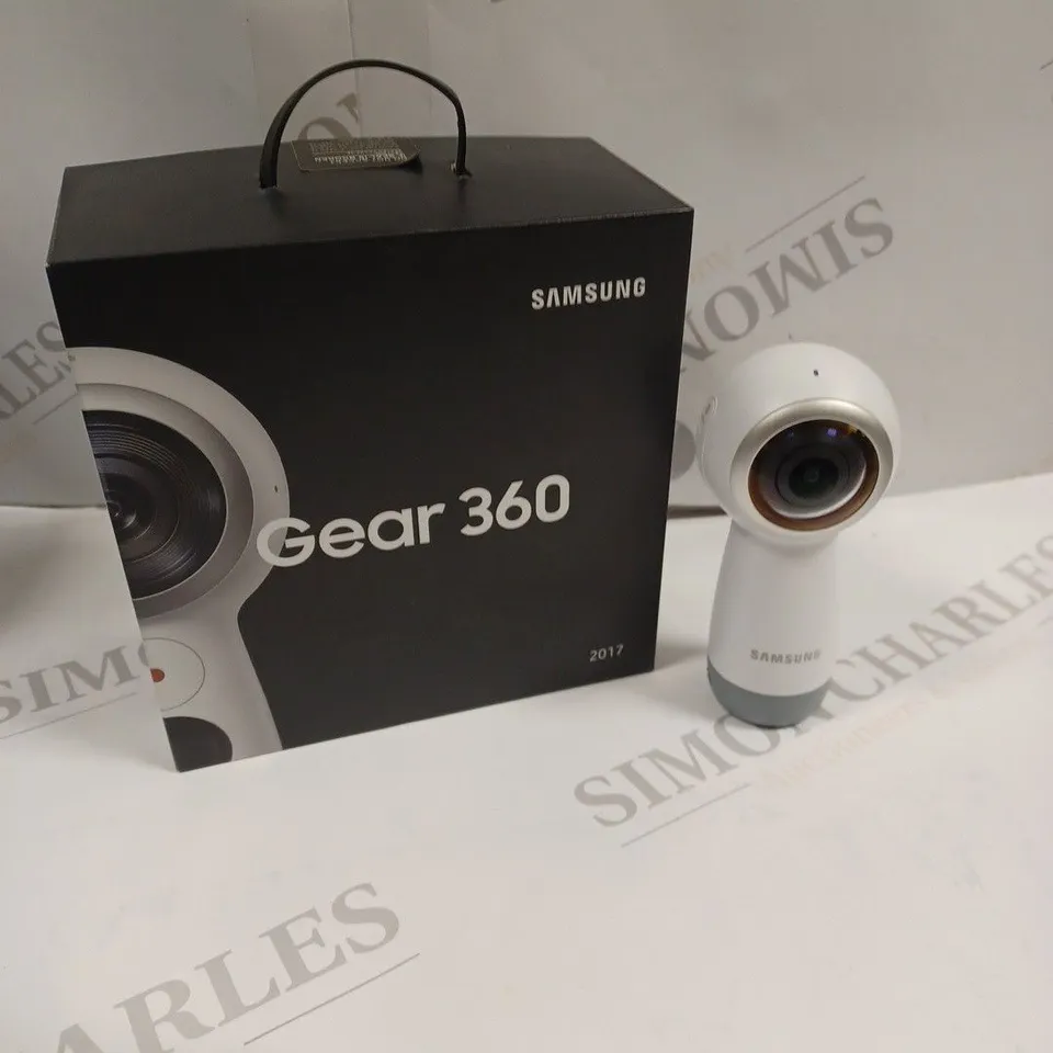 BOXED SAMSUNG GEAR 360 CAMERA (2017)