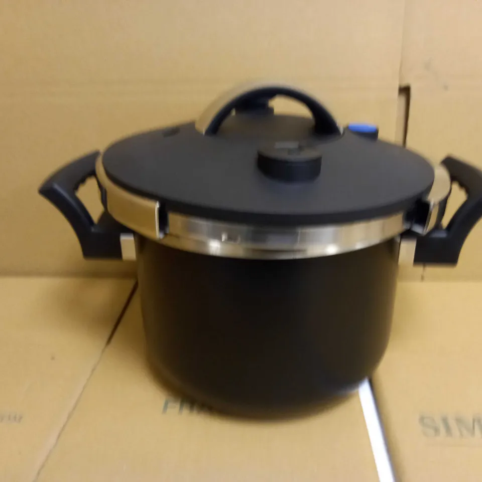 TOWER T90126 PRO SURE TOUCH PRESSURE COOKER WITH 2 PRESSURE SETTINGS