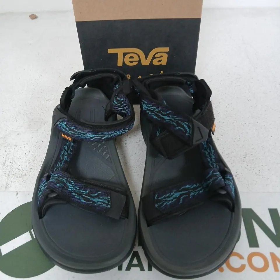 TEVA MEN'S TERRA FI 5 UNIVERSAL SANDALS – MANZANITA/DARK ECLIPSE, UK 7 (US 8, EU 40.5)