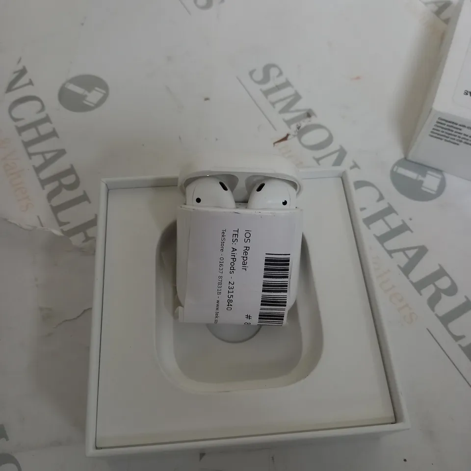 BOXED APPLE AIRPODS ORIGINAL 