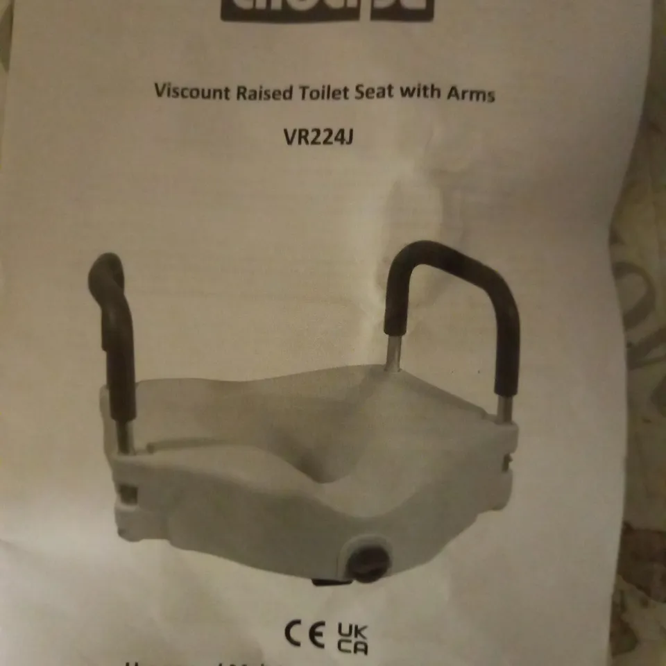 Aidapt 150mm Elevation Raised Comfortable Toilet Seat