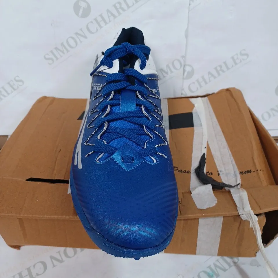 PAIR OF SEGA FOOTBALL BOOTS WITH STUDS - BLUE / SIZE: 8 UK