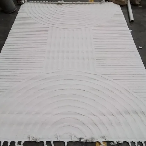 NAT AREA RUG APPROXIMATELY 280X200CM