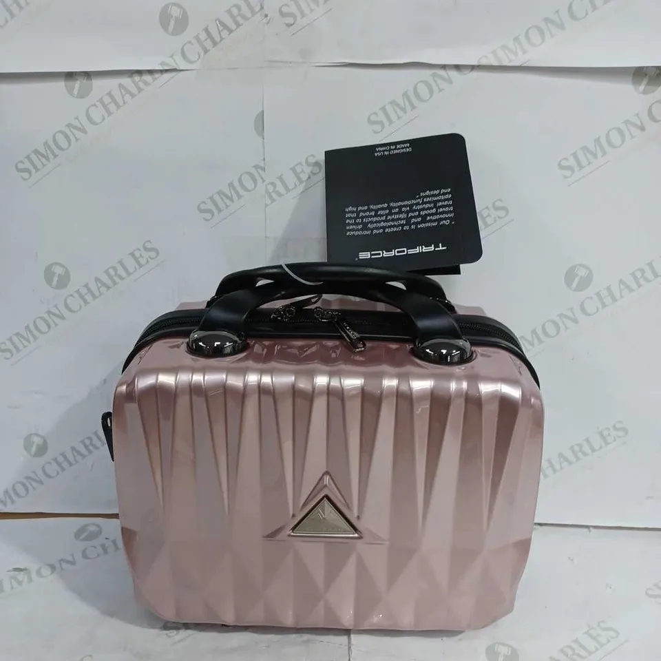TRIFORCE LUGGAGE TRAVEL WEAR CASE IN PINK