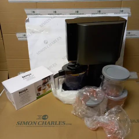 OUTLET NINJA CREAMI ICE CREAM & DESSERT MAKER WITH 5 DESSERT TUBS