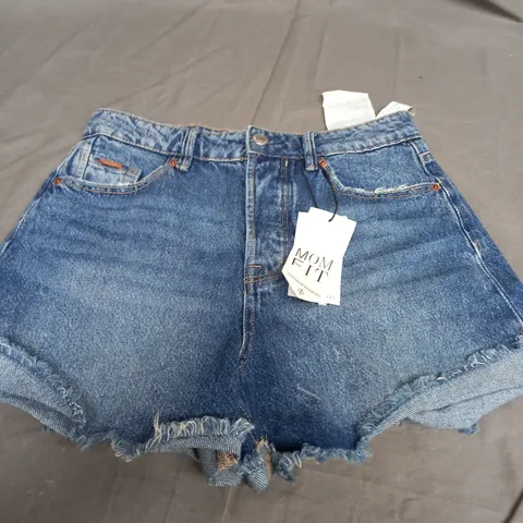 STRADIVARIUS MOM FIT SHORTS - UK 8