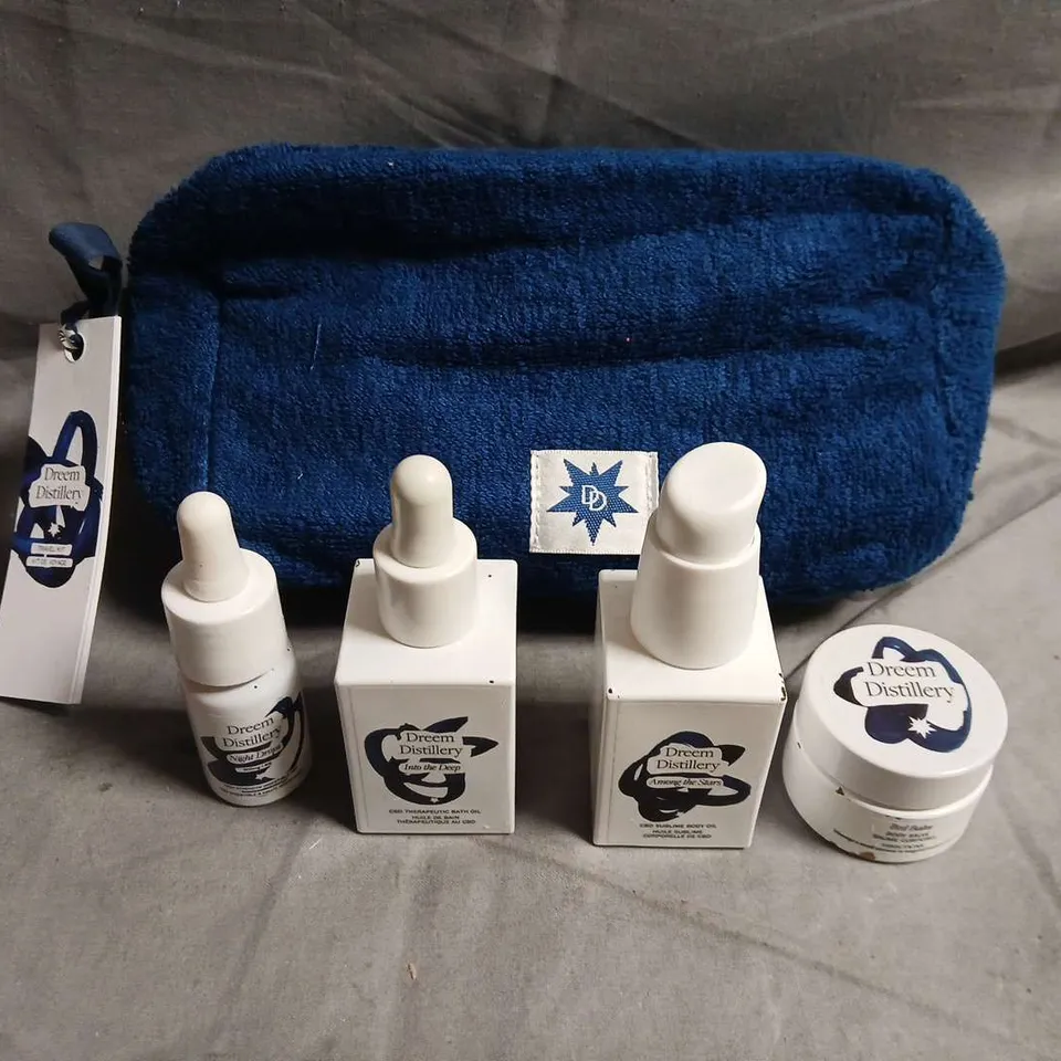 DREEM DISTILLERY BEAUTY TRAVEL KIT 