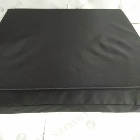 WHEEL CHAIR SEAT CUSHION IN BLACK