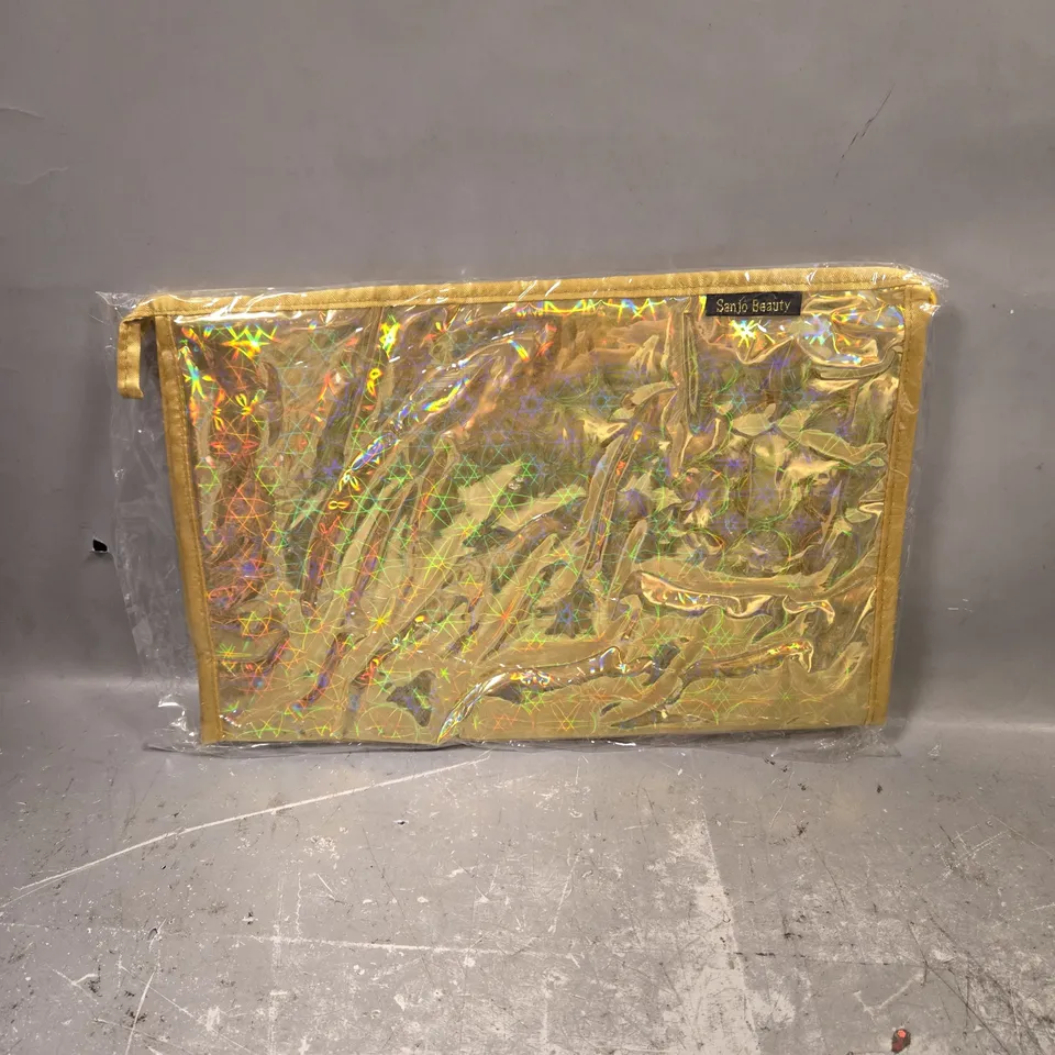 BOX OF APPROX 120 LARGE TRAVEL BAGS IN GOLD HOLOGRAM