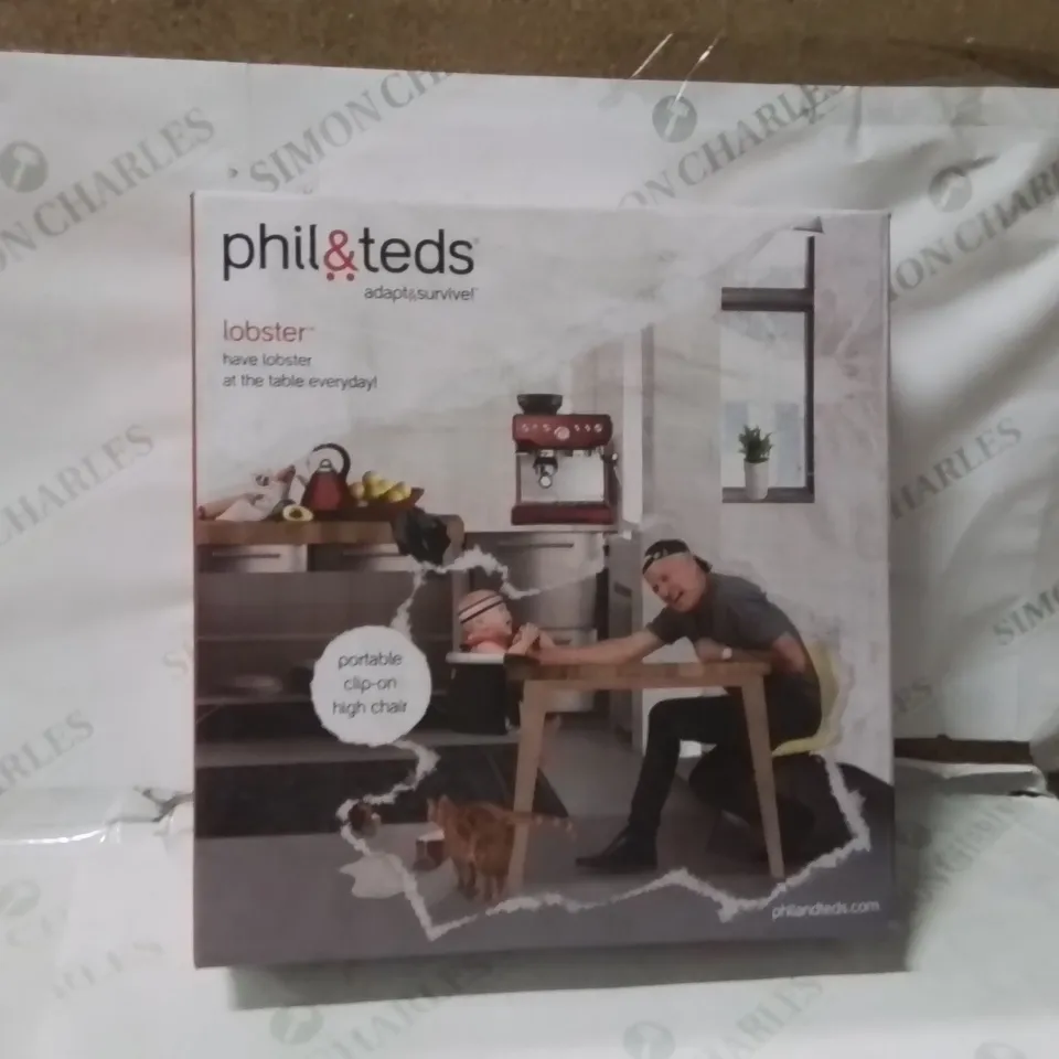 BOXED PORTABLE CLIP ON HIGH CHAIR 