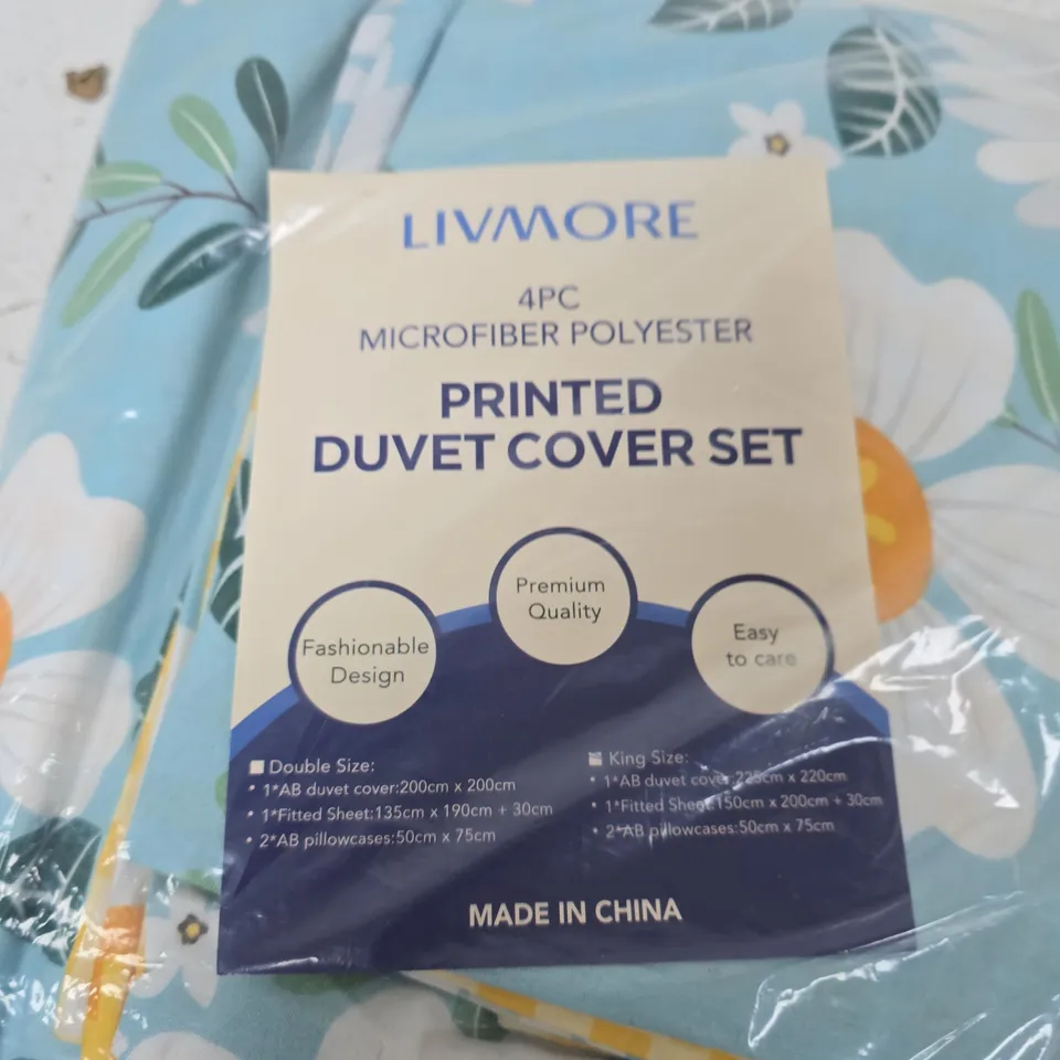 LIVMORE PRINTED DUVET COVER SET – 4-PIECE, MICROFIBER POLYESTER, BLUE FLORAL