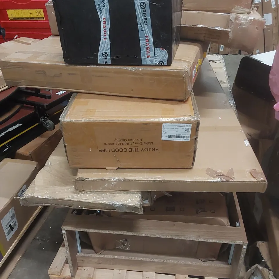 PALLET CONTAINING ASSORTED CONSUMER PRODUCTS/FURNITURE PARTS ECT