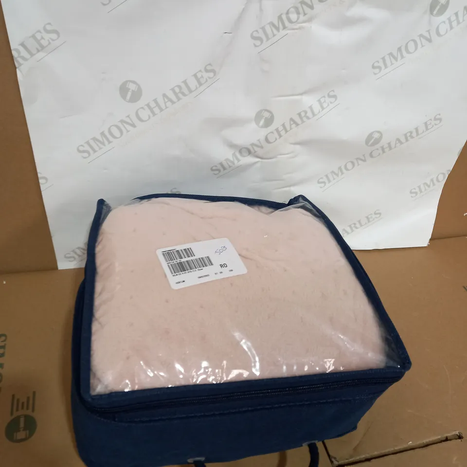 DESIGNER LUXURY HEATED THROW IN ROSE COLOUR