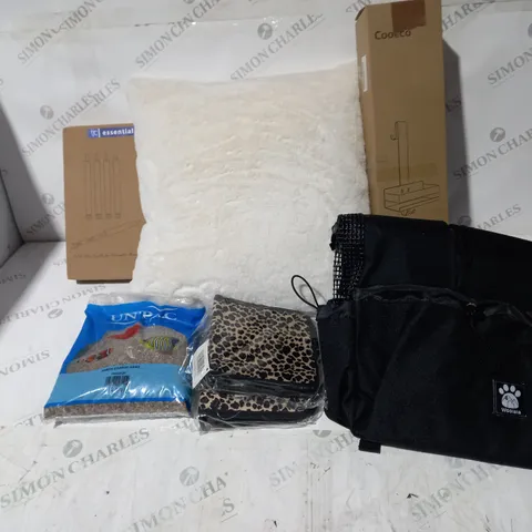BOX OF ASSORTED HOUSEHOLD ITEMS TO INCLUDE DOG BAG, PILLOW, WALL COAT HANGER, LED CANDLES ETC