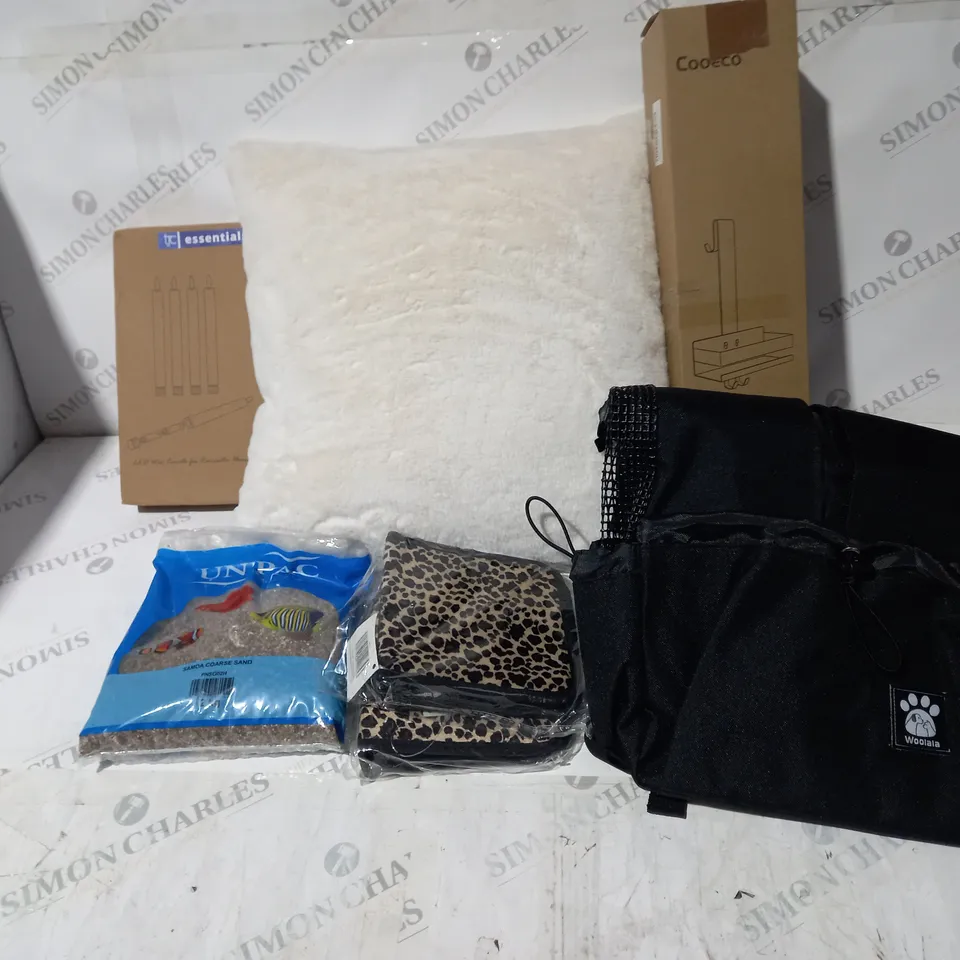 BOX OF ASSORTED HOUSEHOLD ITEMS TO INCLUDE DOG BAG, PILLOW, WALL COAT HANGER, LED CANDLES ETC 