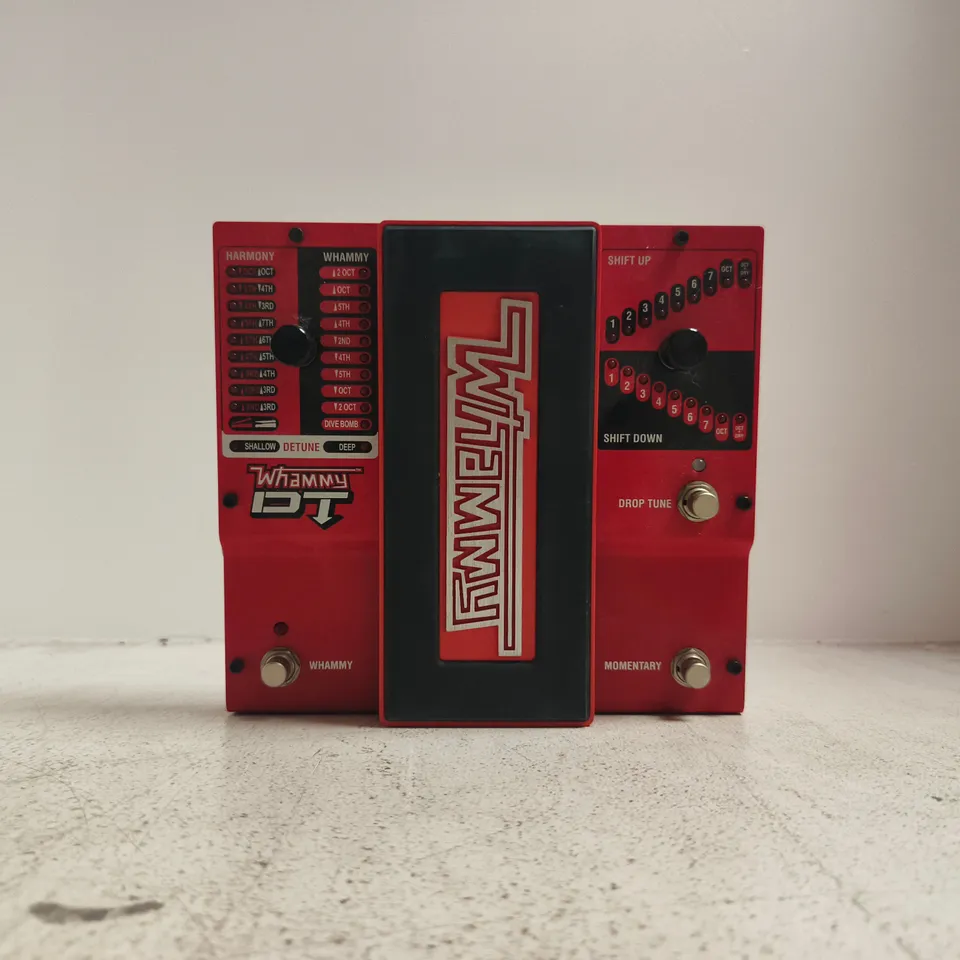 BOXED DIGITECH WHAMMY DT PITCH SHIFTING & DROP TUNE PEDAL