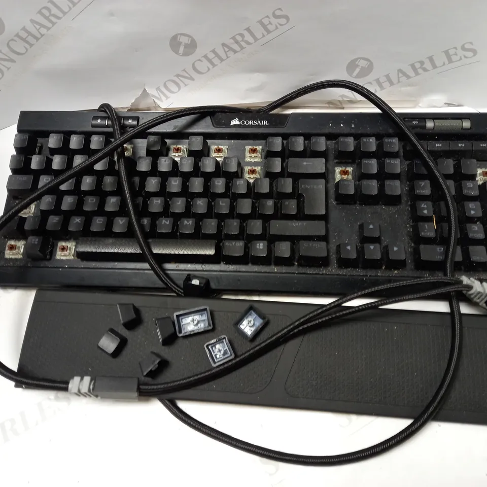 CORSAIR K70 RGB MK.2 MECHANICAL GAMING KEYBOARD