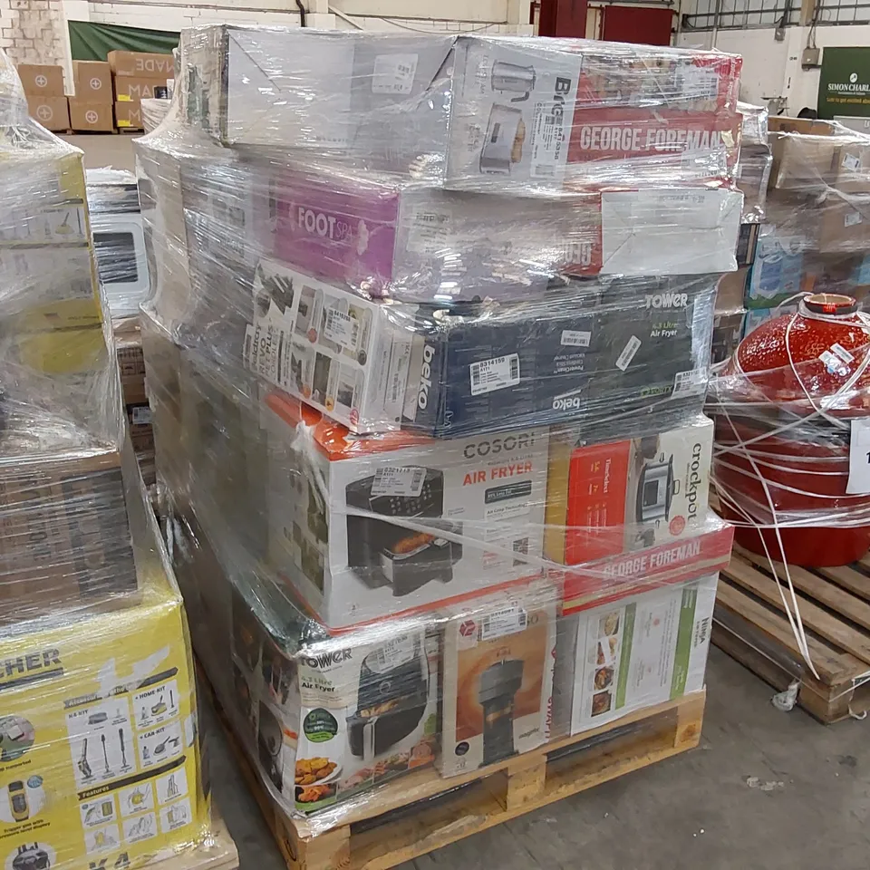 PALLET OF APPROXIMATELY 32 UNPROCESSED RAW RETURN HOUSEHOLD AND ELECTRICAL GOODS TO INCLUDE;