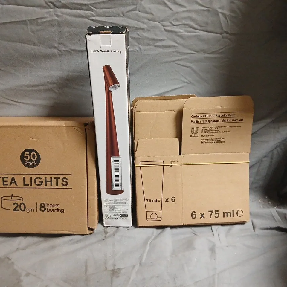BOX OF APPROXIMATELY 15 ASSORTED HOUSEHOLD ITEMS TO INCLUDE LED DESK LAMP, PACK OF TEALIGHTS AND PACKAGING BOXES