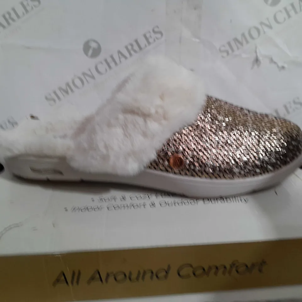 PAIR OF SKECHERS ARCH SLIPPERS, ROSE GOLD - SIZE 8