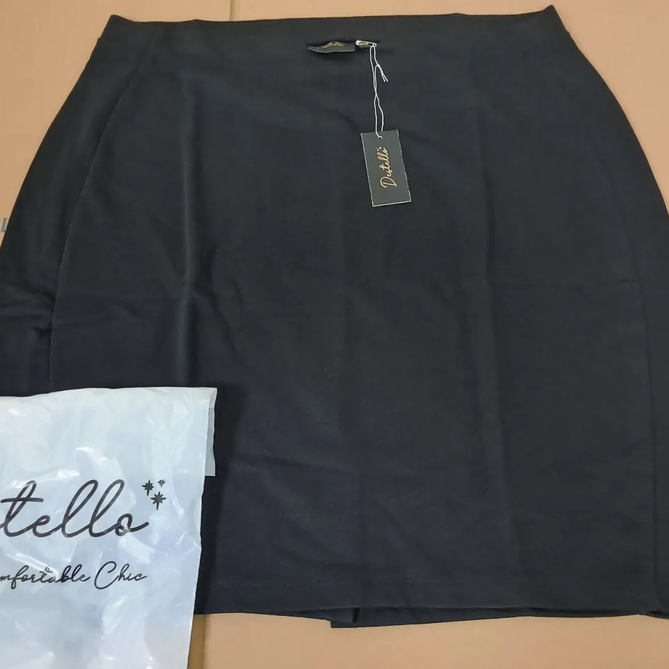 LOT OF 11 BRAND NEW DESTELLO BLACK SKIRTS - UK 20