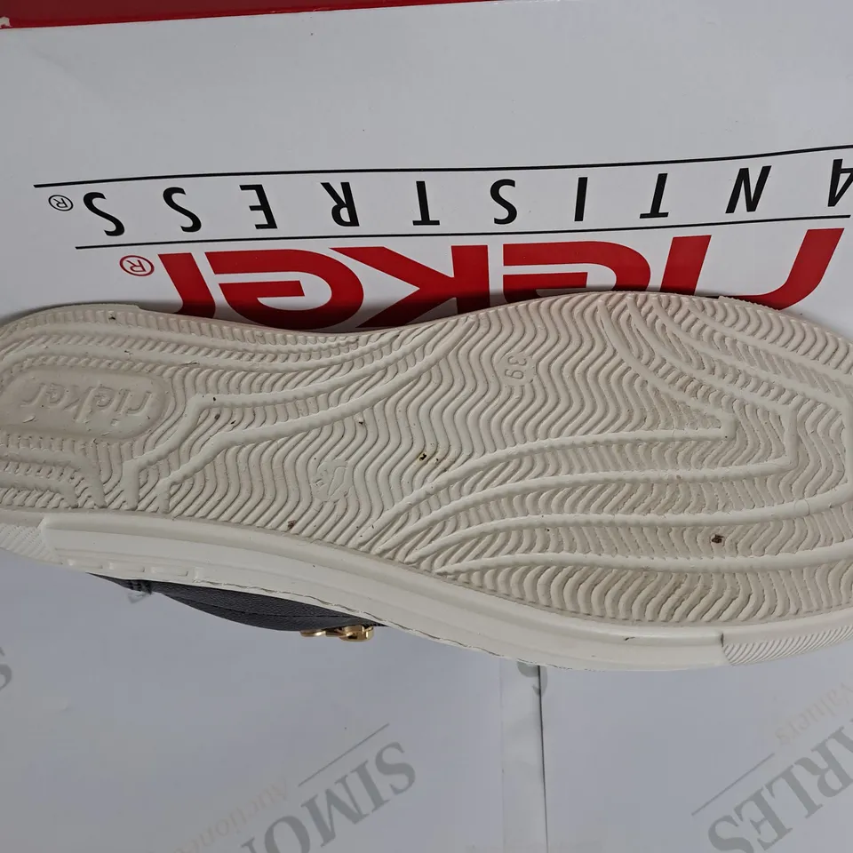 BOXED PAIR OF RIEKER CHUNKY SOLE ZIP TRAINERS IN BLACK SIZE 6