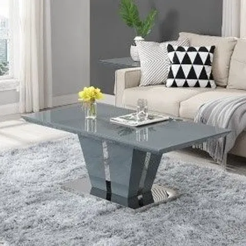 BRAND NEW BOXED MEMPHIS HIGH GLOSS COFFEE TABLE IN GREY WITH GLASS TOP (2 BOXES)