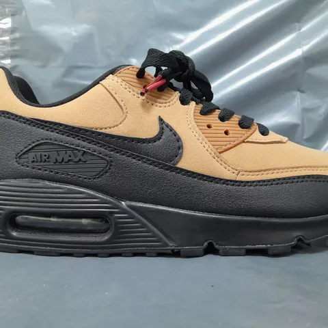 PAIR OF NIKE AIR SHOES IN TAN/BLACK UK SIZE 8.5