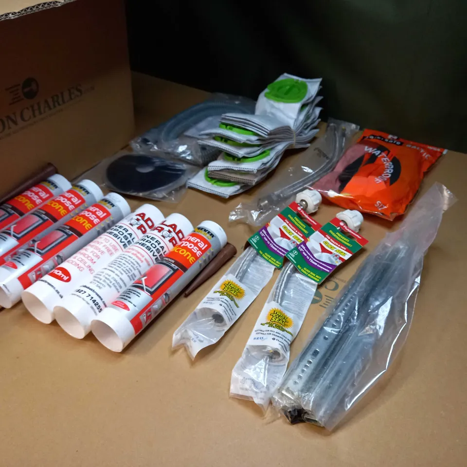 LOT OF APPROX 15 ASSORTED HOUSEHOL/ DIY RELATED ITEMS TO INCLUDE: ALL PURPOSE ADHESIVE, SILICONE, CLICK SEAL