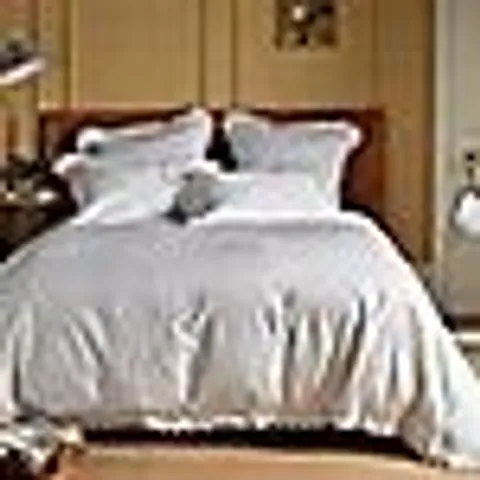 SECRET LINEN STORE 3PC DUVET SET WHITE DOUBLE