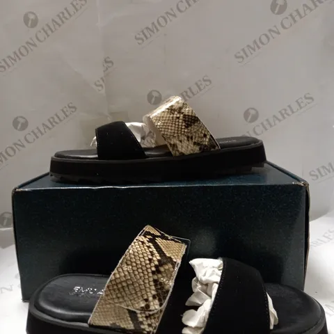 EMU FANTAIL SANDAL SIZE 7