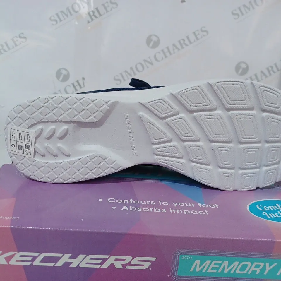 BOXED NAVY BLUE SKETCHERS TRAINING SHOES SIZE 7 