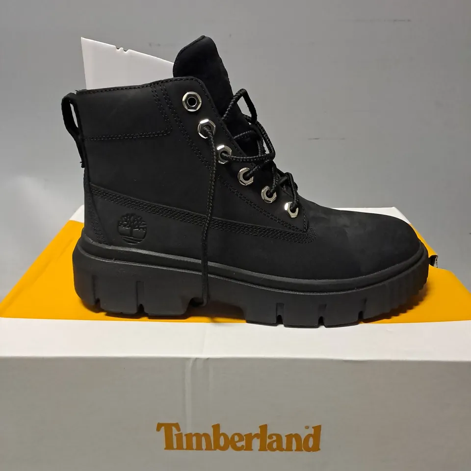 BOXED TIMERLAND WOMENS MID LACE BOOTS IN BLACK -SIZE UK 5.5