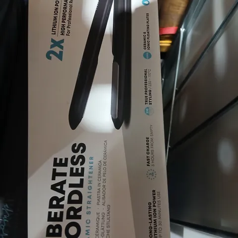 BOXED REVAMP PROFESSIONAL LIBERATE CORDLESS CERAMIC STRAIGHTENER