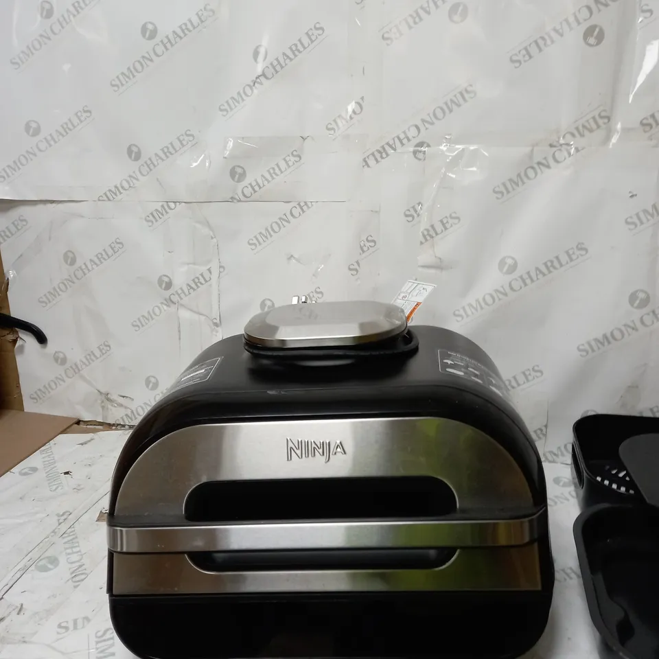 BOXED NINJA FOODI MAX HEALTH GRILL & AIR FRYER