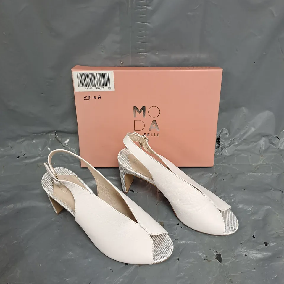 BOXED PAIR OF MODA IN PELLE CHRISSI DEEP PEEP TOE SLINGBACK WHITE LEATHER HEEL SIZE 40