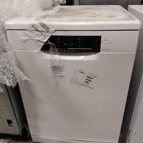 SERIES 2 FREE-STANDING DISHWASHER 60 CM WHITE
SMS26AW08G