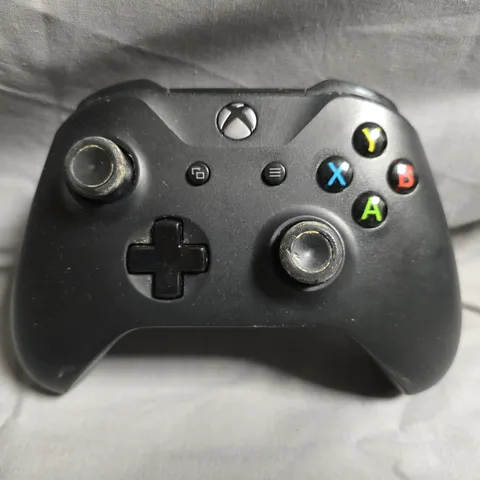 MICROSOFT WIRELESS CONTROLLER FOR XBOX ONE